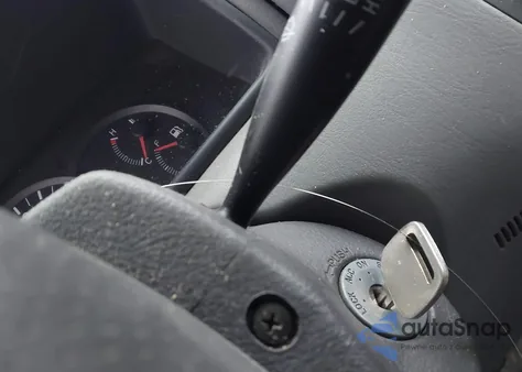 2004 Toyota Corolla Ce from USA, damaged, VIN 2T1BR32E04C218637